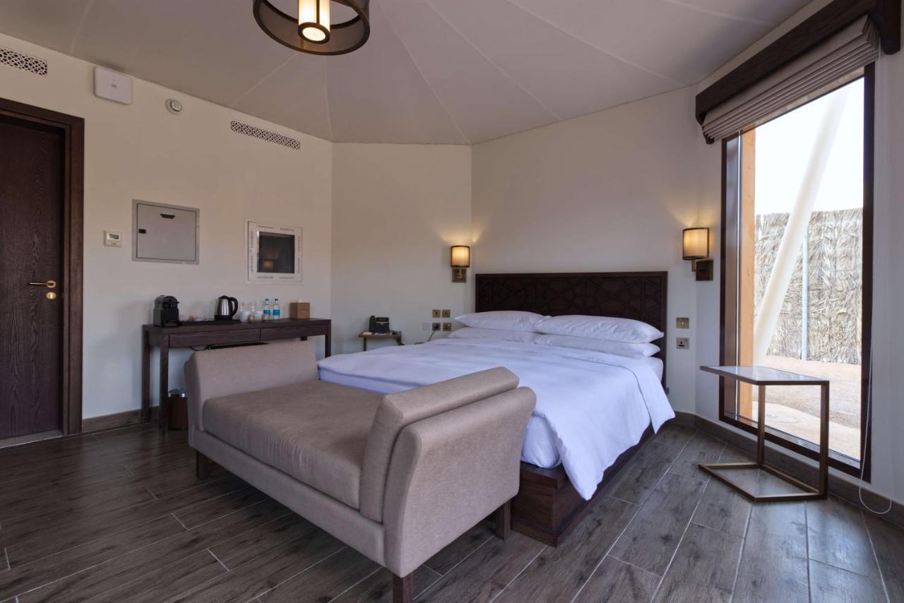 Al Badayer Retreat By Sharjah Collection Ξενοδοχείο Margham Εξωτερικό φωτογραφία A bedroom at the resort